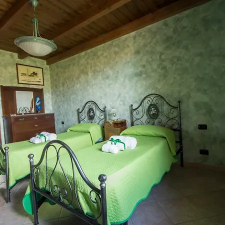 Casa Il Mandorlo Holiday home Domusnovas
