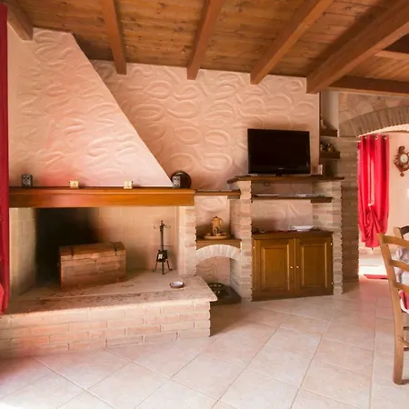 Holiday home Casa Il Mandorlo