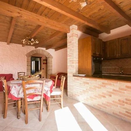 Casa Il Mandorlo Holiday home Domusnovas